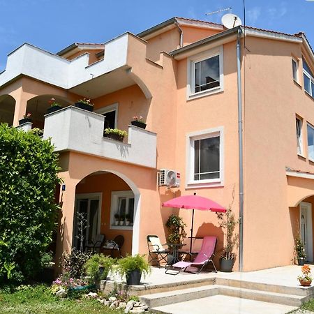 Apartmani Joja Biograd Na Moru Ngoại thất bức ảnh